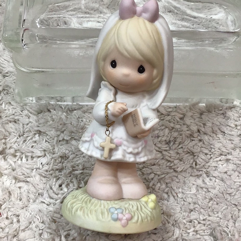 Precious Moments vintage 1stCommunion Girl